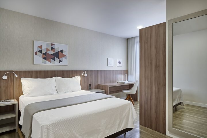 Room 16 of 84