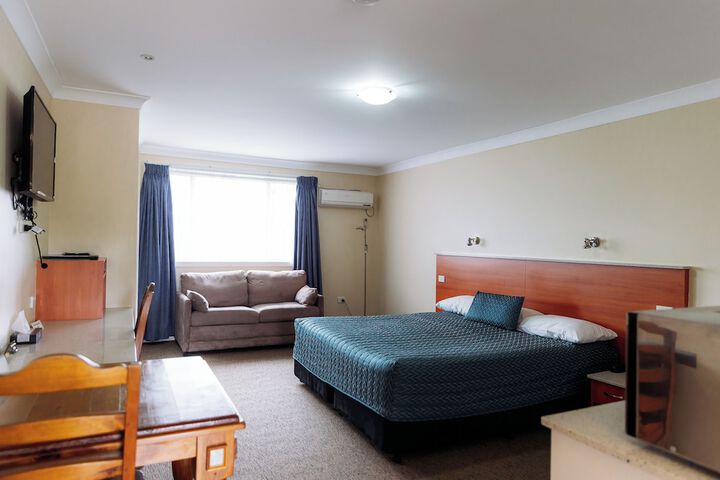 Room 14 of 95