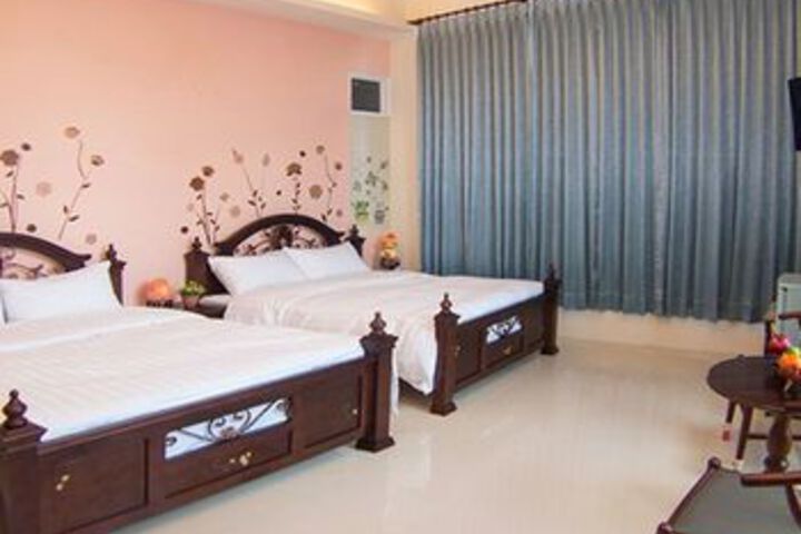 Room 14 of 24