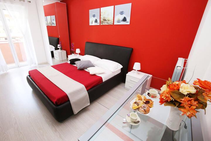 Room 2 of 2