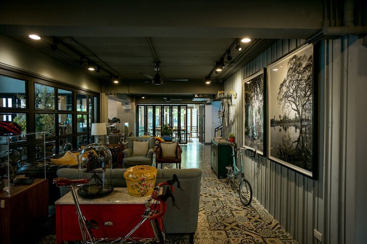 Guest Lobby