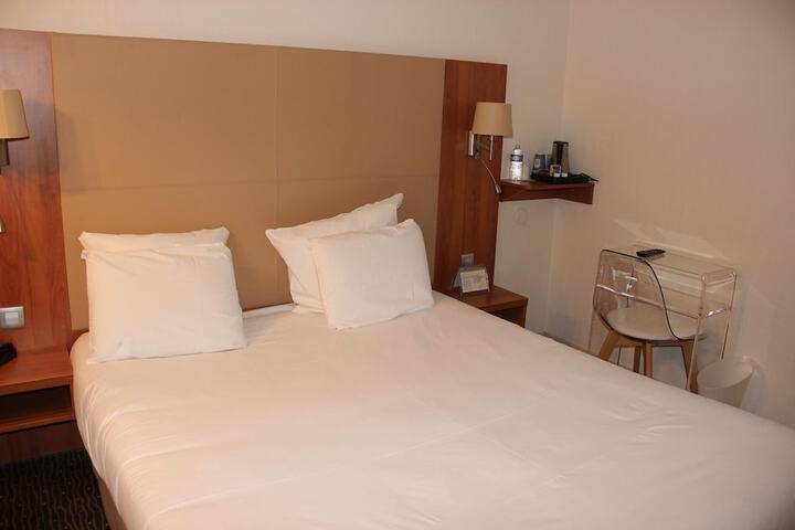 Room 17 of 55