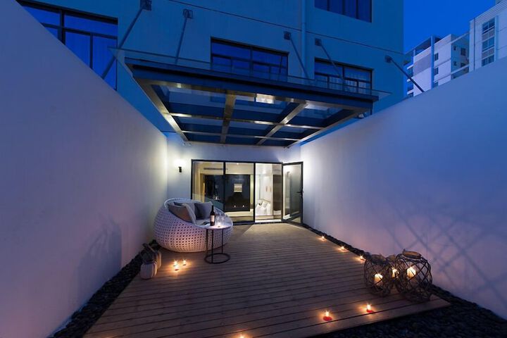 Terrace/Patio 18 of 19