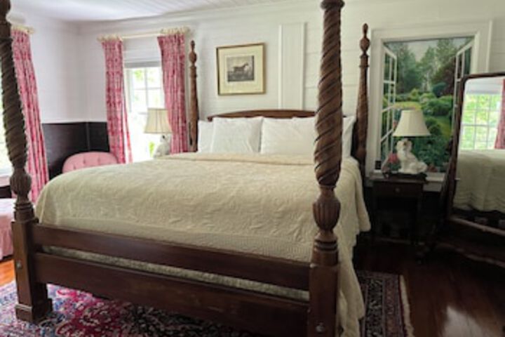 Room 16 of 285
