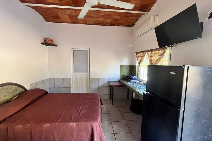 Room 5 of 27