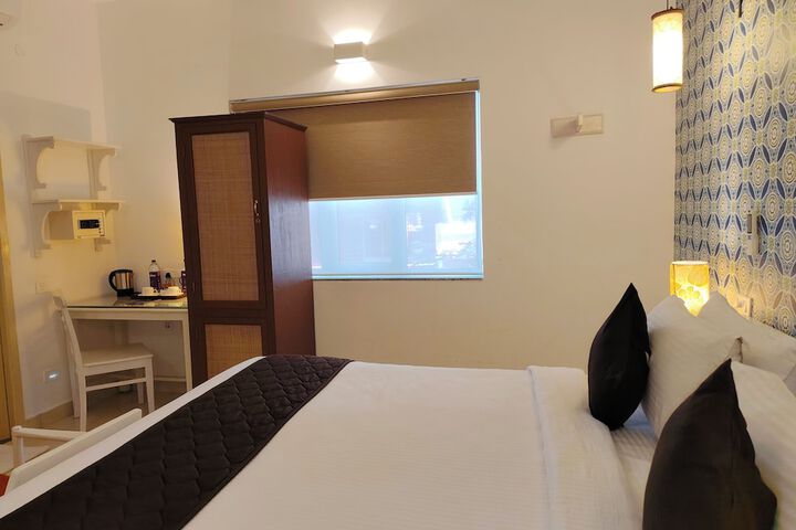Room 28 of 85