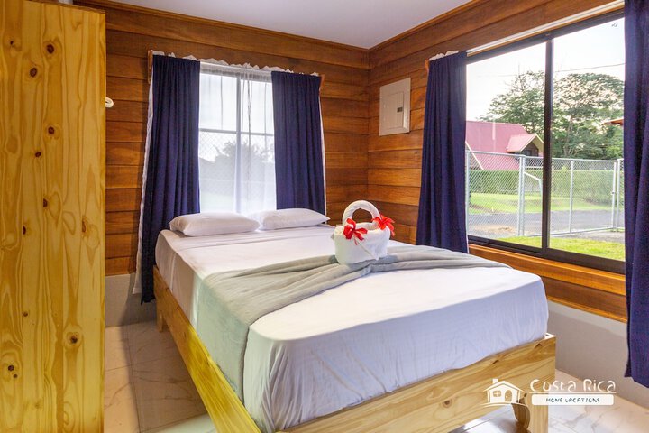 Room 2 of 17
