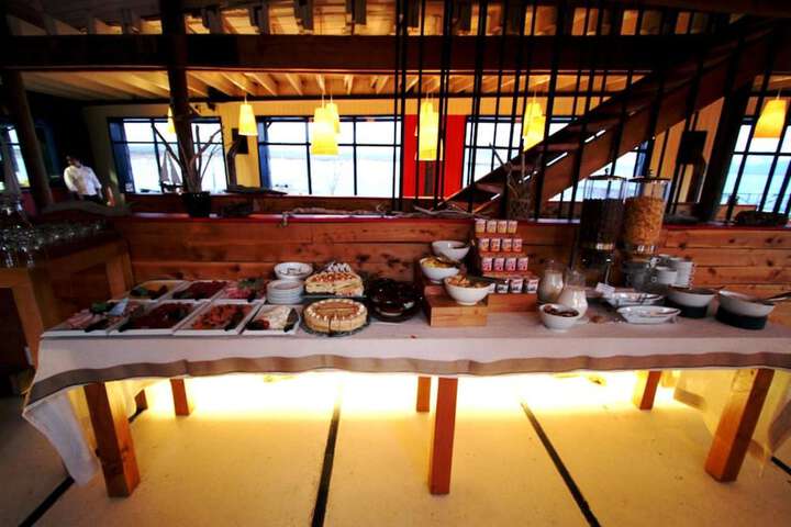 Breakfast area