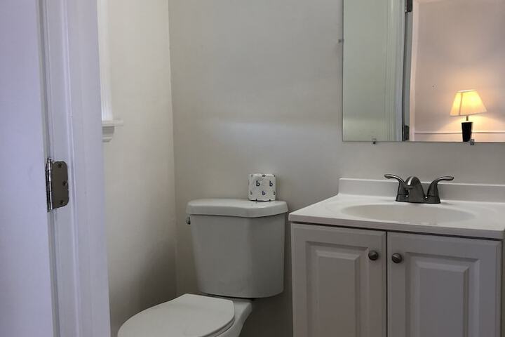 Room 26 of 108
