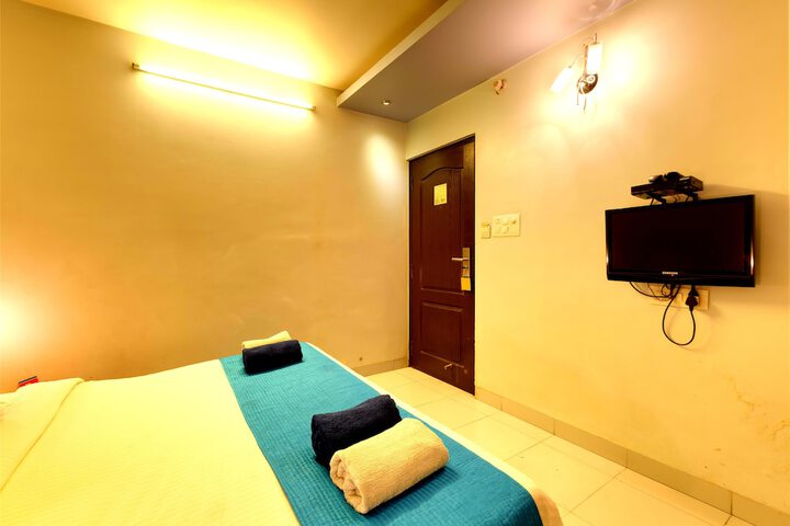 Room 18 of 27