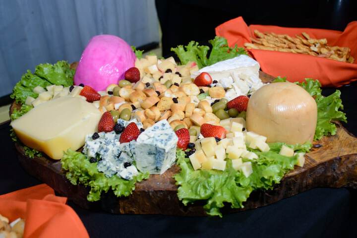 Dining 39 of 63