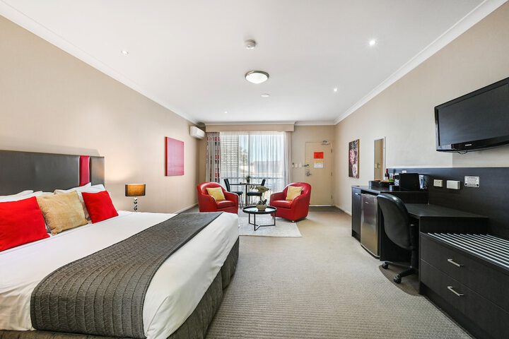 Room 9 of 72