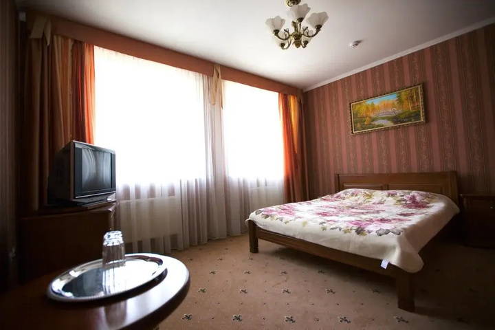 Room 2 of 14