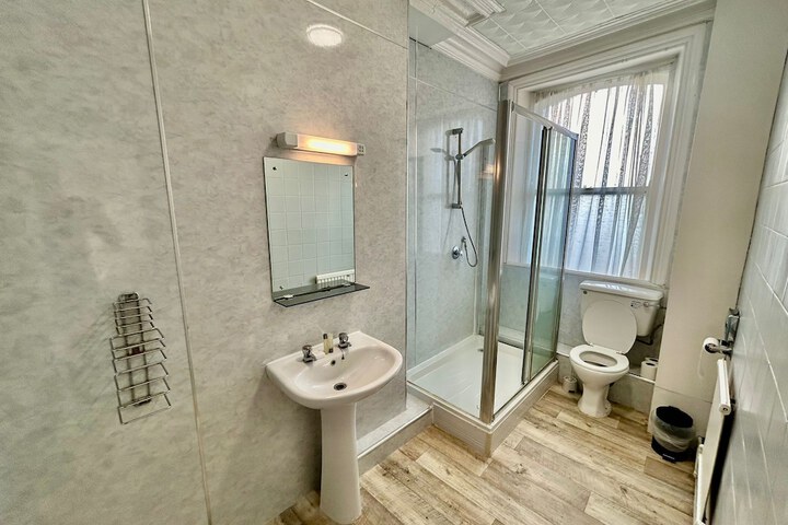 Room 20 of 31