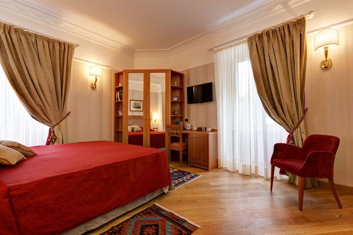 Room 5 of 41