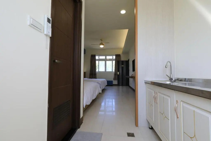 Room 3 of 14
