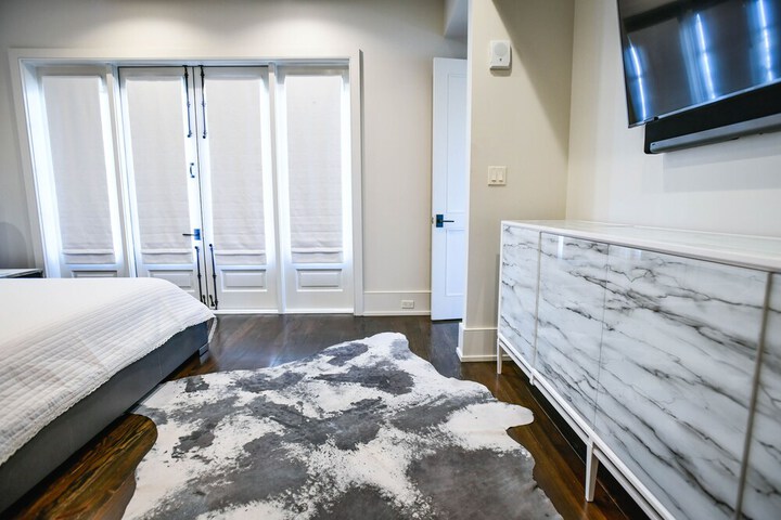 Room 3 of 39
