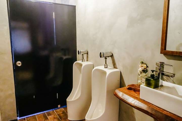 Room 44 of 71