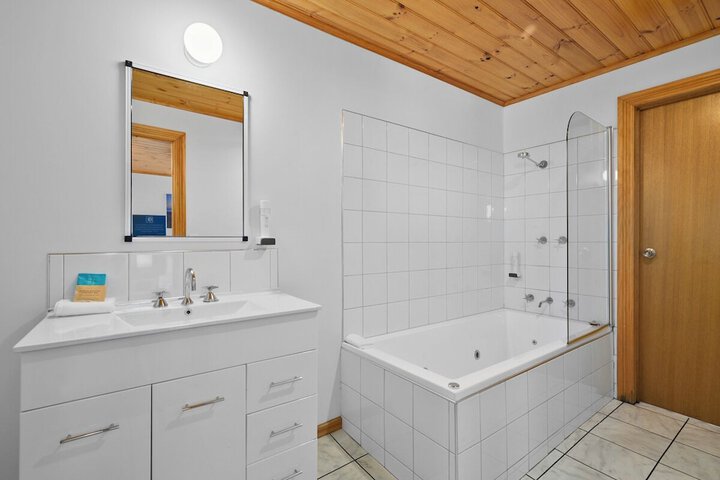 Clean Restrooms