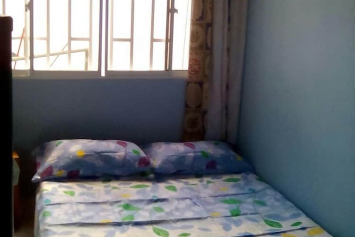 Room 2 of 39