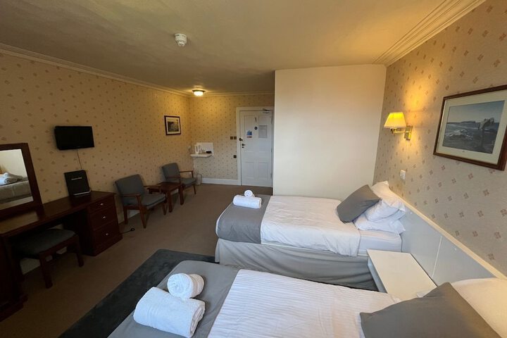 Room 52 of 132