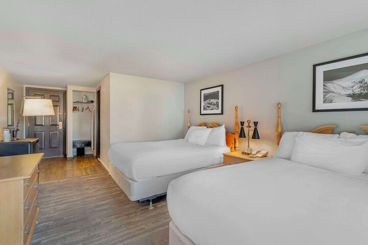 2 Double Beds (2 of 5)
