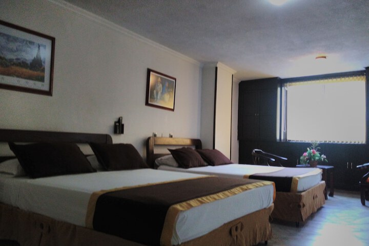 Room 11 of 17