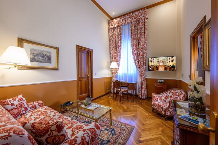 Room 37 of 75