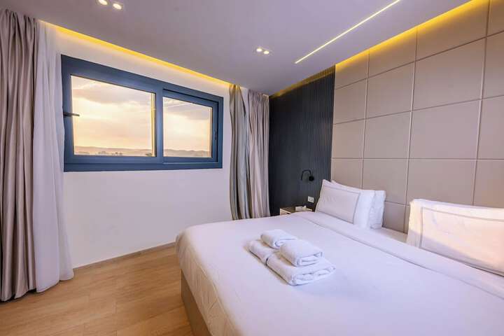Room 19 of 45
