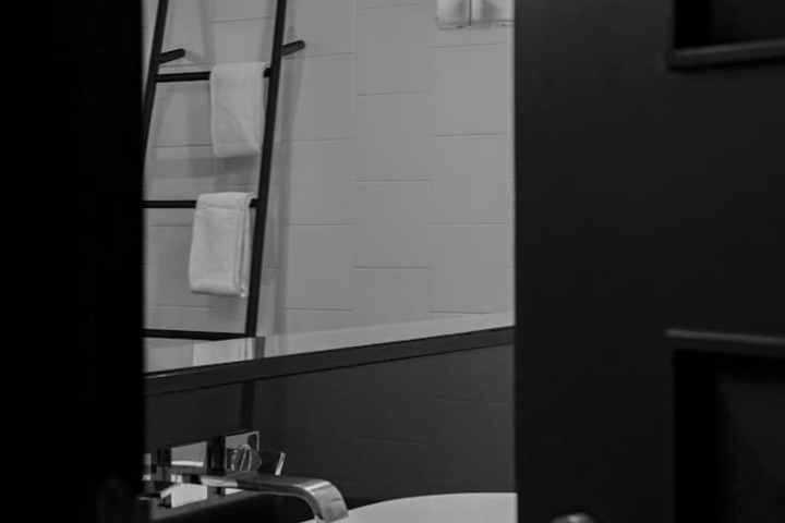 Room 48 of 83