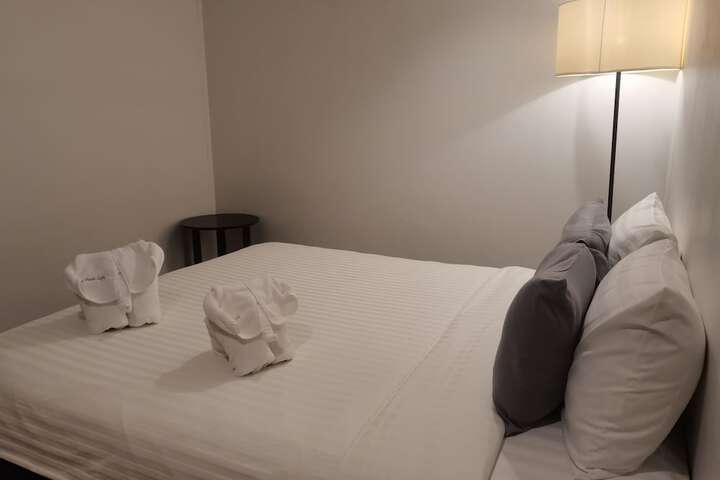 Room 20 of 39