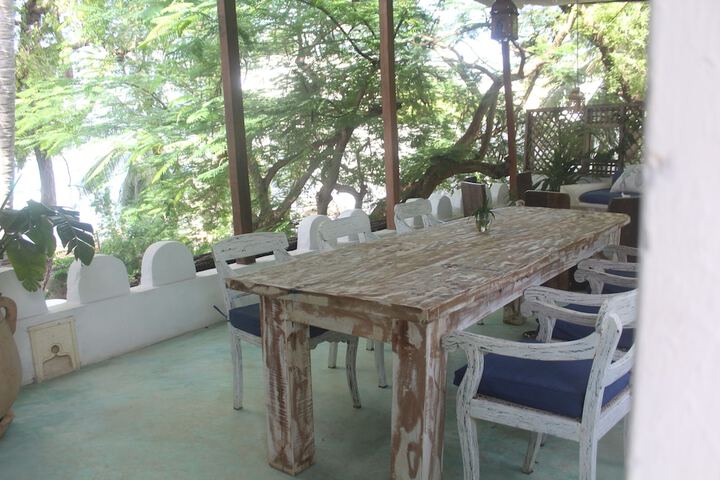 Dining 59 of 79