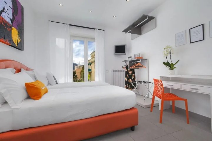 Room 4 of 21