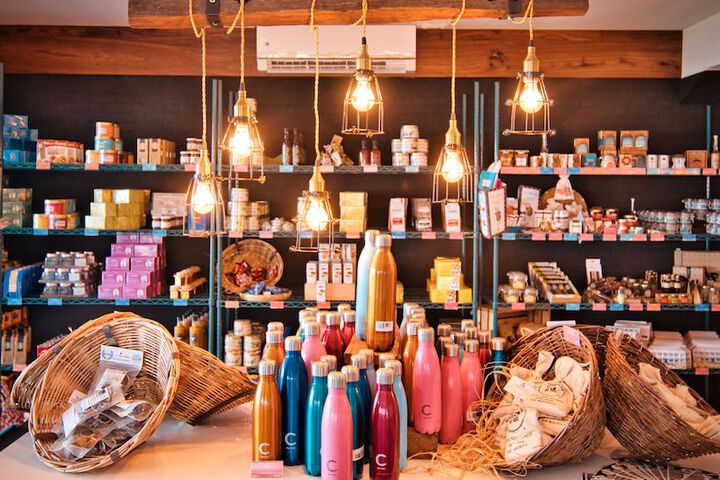 Gift Shop 52 of 113