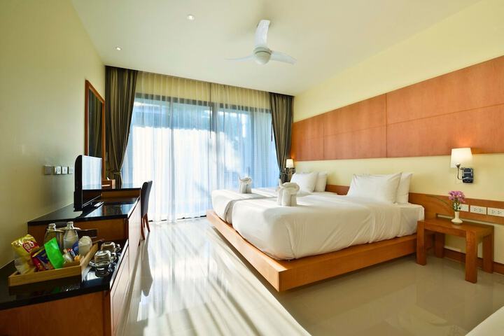 Room 14 of 99