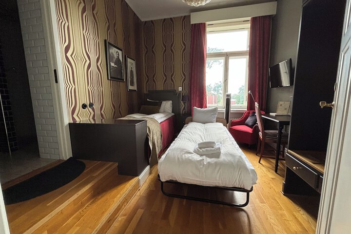 Room 19 of 45