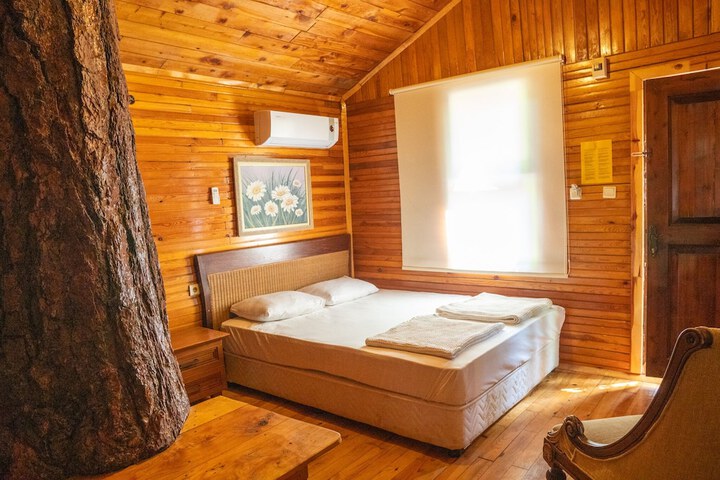 Room 8 of 45