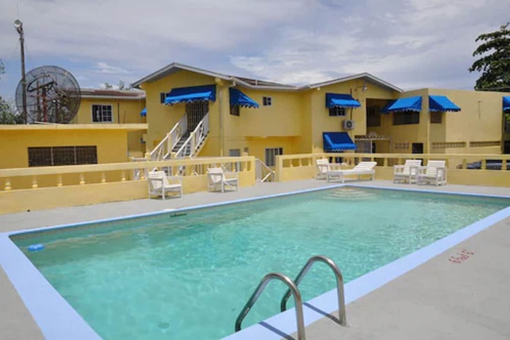 Pool 31 of 44