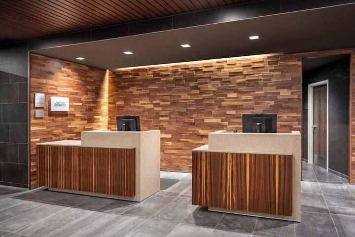 Hotel Interior 6 of 34