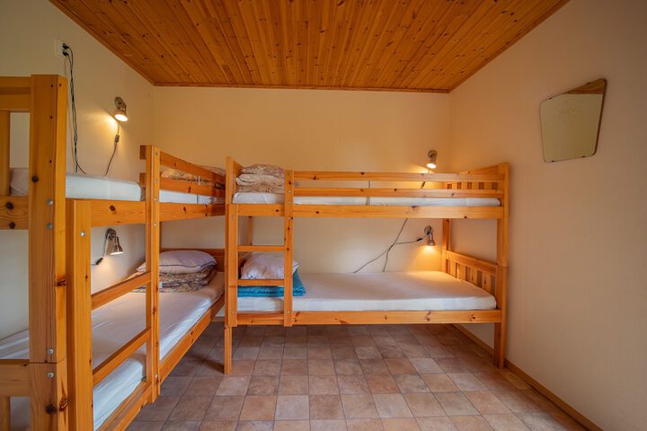 Room 8 of 35