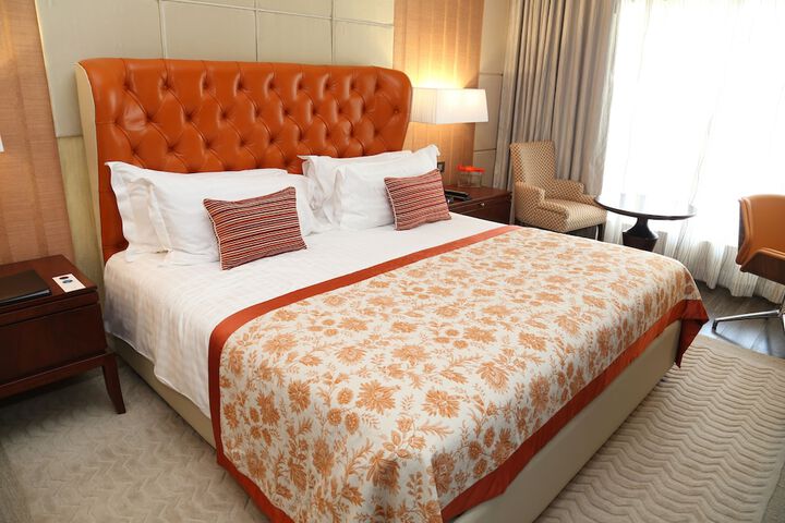 Room 4 of 78