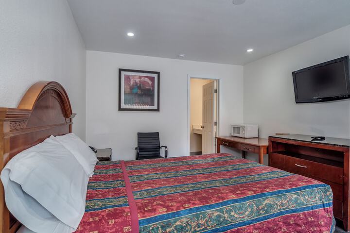 Room 22 of 43