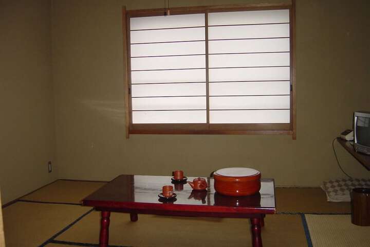 Room 10 of 74