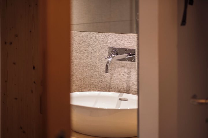 Room 63 of 109