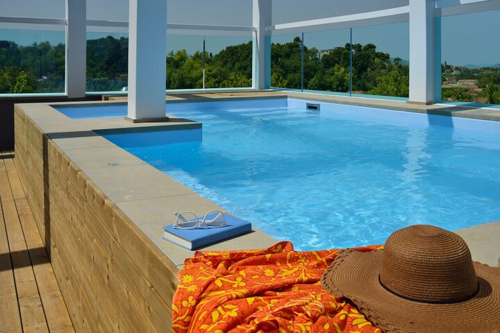 Pool Hotel
