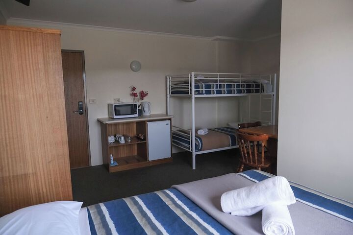 Room 9 of 47