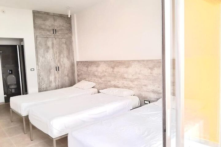 Room 15 of 31