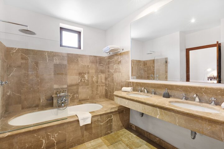 Bath Interior
