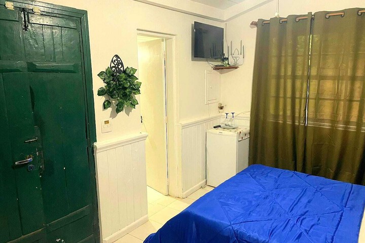 Room 22 of 83