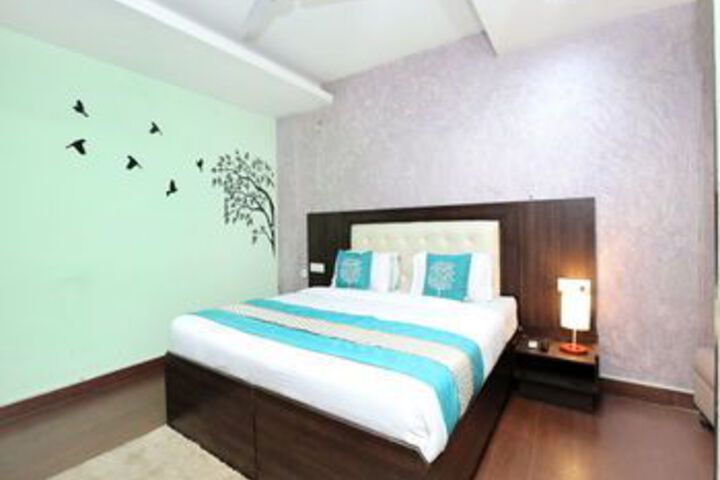 Room 12 of 31
